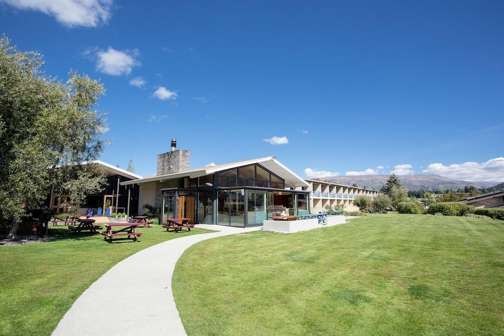 Wanaka Hotel Bagian luar foto