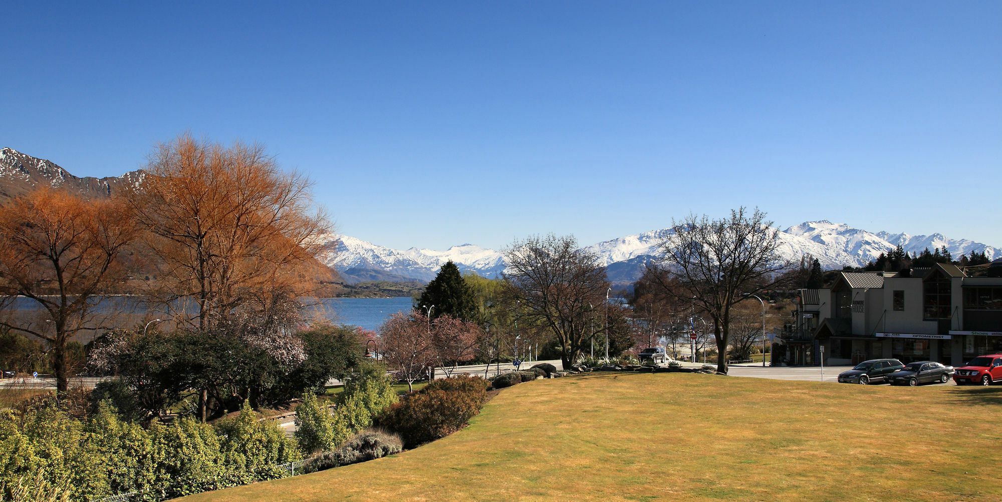 Wanaka Hotel Bagian luar foto